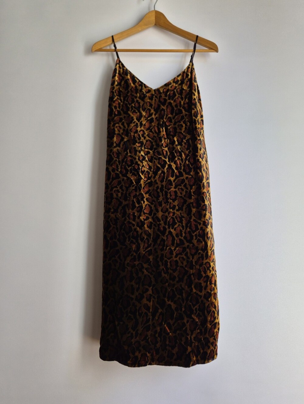 L'AGENCE Indie Velvet Leopard Slip Dress Size 6 Mob Wife Whimsigoth Midi Indie